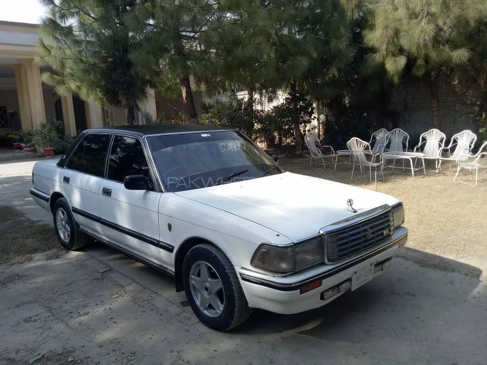Toyota Crown 1990 for sale in Peshawar