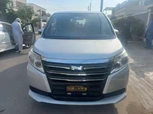 Toyota Noah G 2014 for Sale