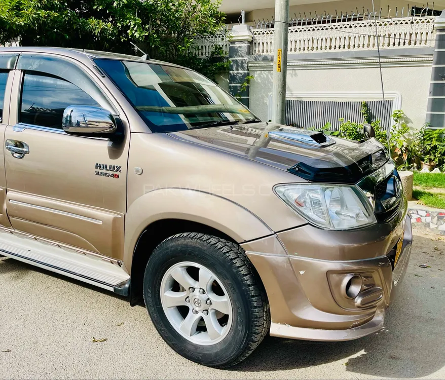 Toyota Hilux 2005 for sale in Karachi