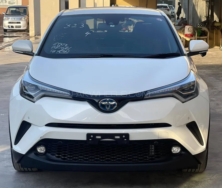 Toyota C-HR 2019 for Sale in Gujranwala Image-1