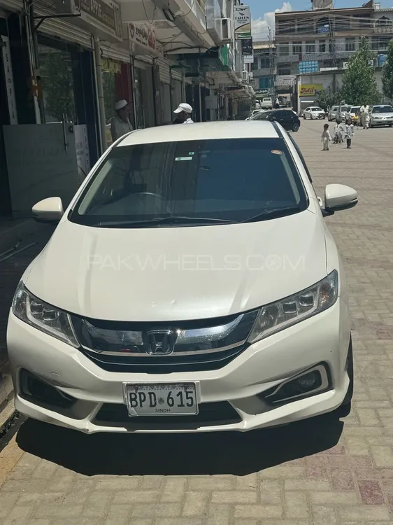 Honda Grace Hybrid 2015 for sale in Swat