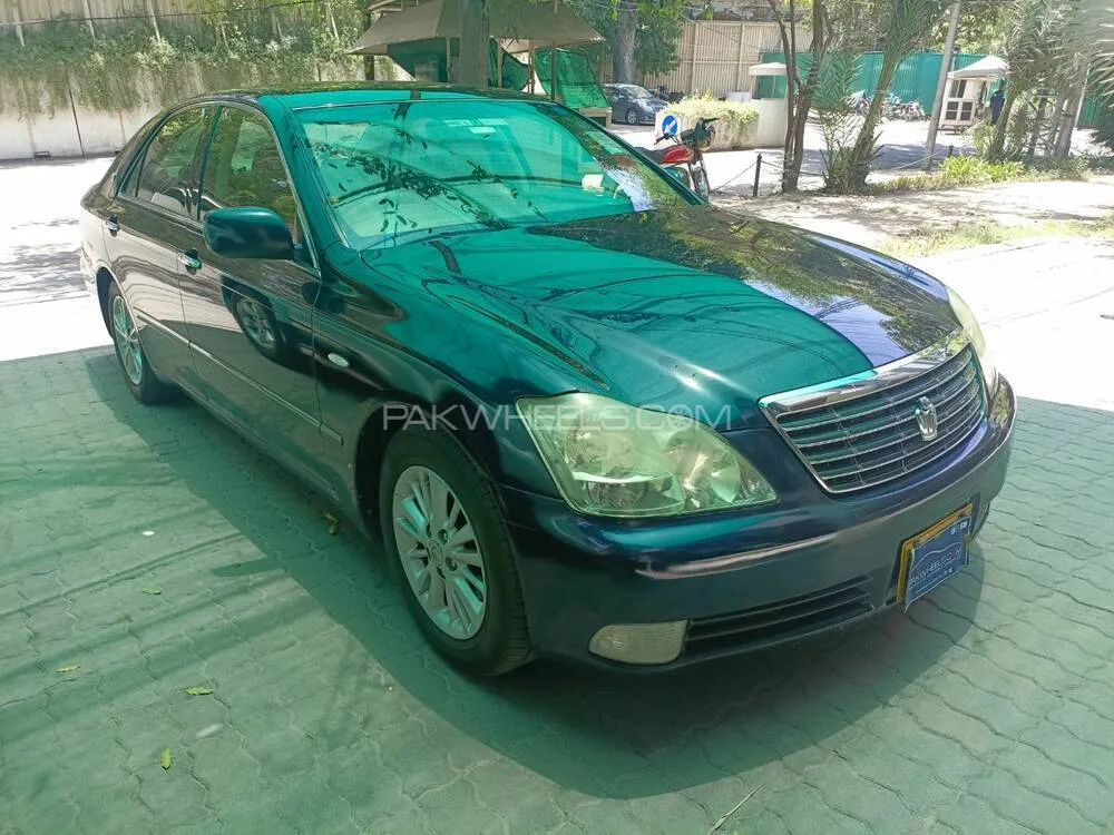 Toyota Crown 2005 for sale in Lahore