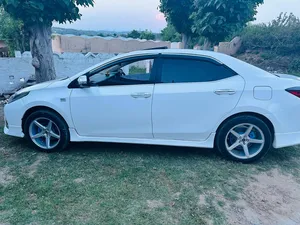 Toyota Corolla Altis Grande CVT-i 1.8 2018 for Sale