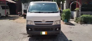 Toyota Hiace Standard 2.5 2005 for Sale