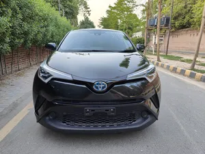 Toyota C-HR S-LED 2019 for Sale