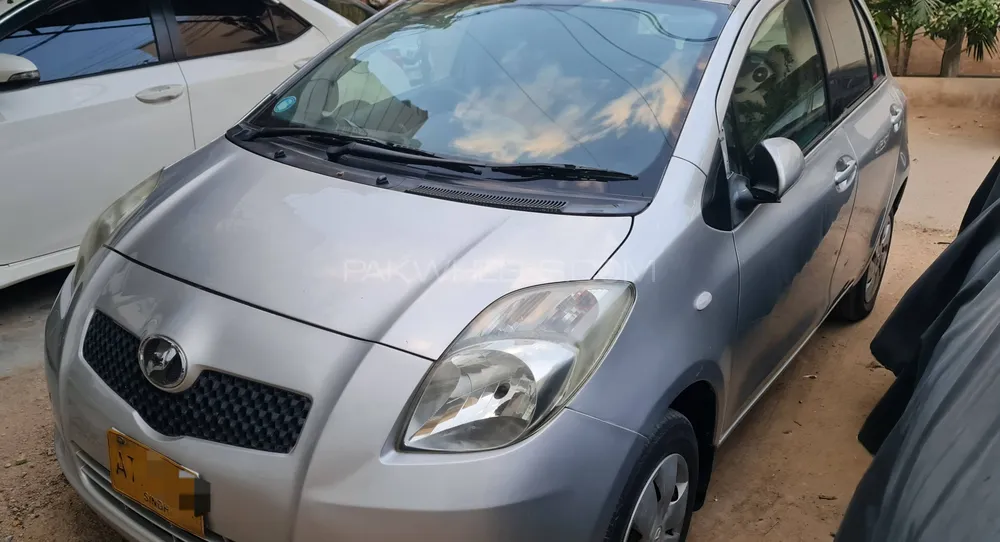 Toyota Vitz 2006 for sale in Karachi