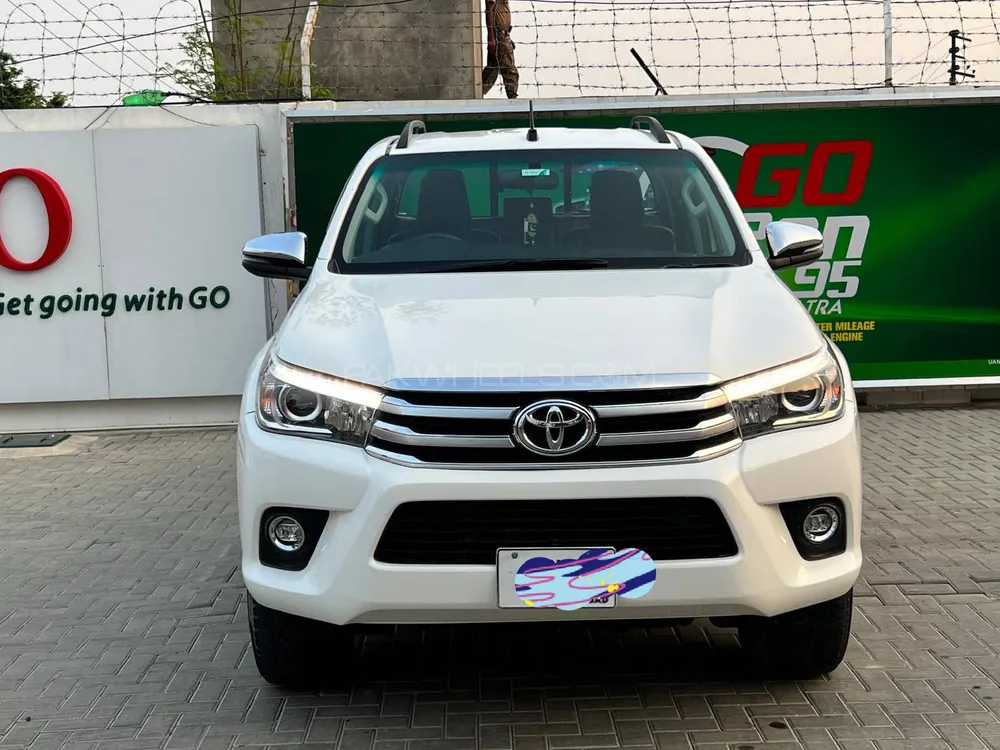Toyota Hilux 2018 for sale in Mangla