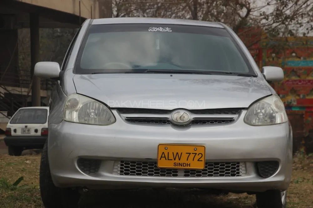 Toyota Platz 2003 for sale in Islamabad