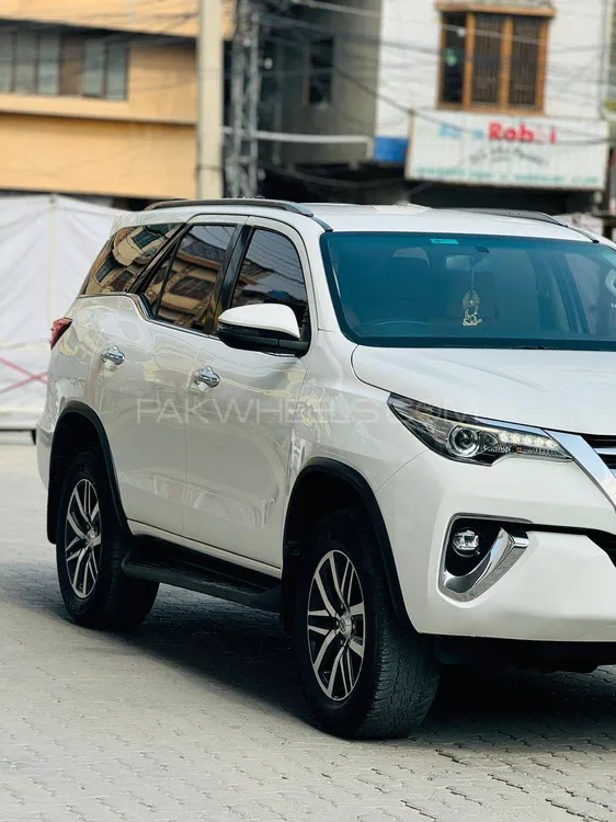 Toyota Fortuner 2019 for sale in Islamabad