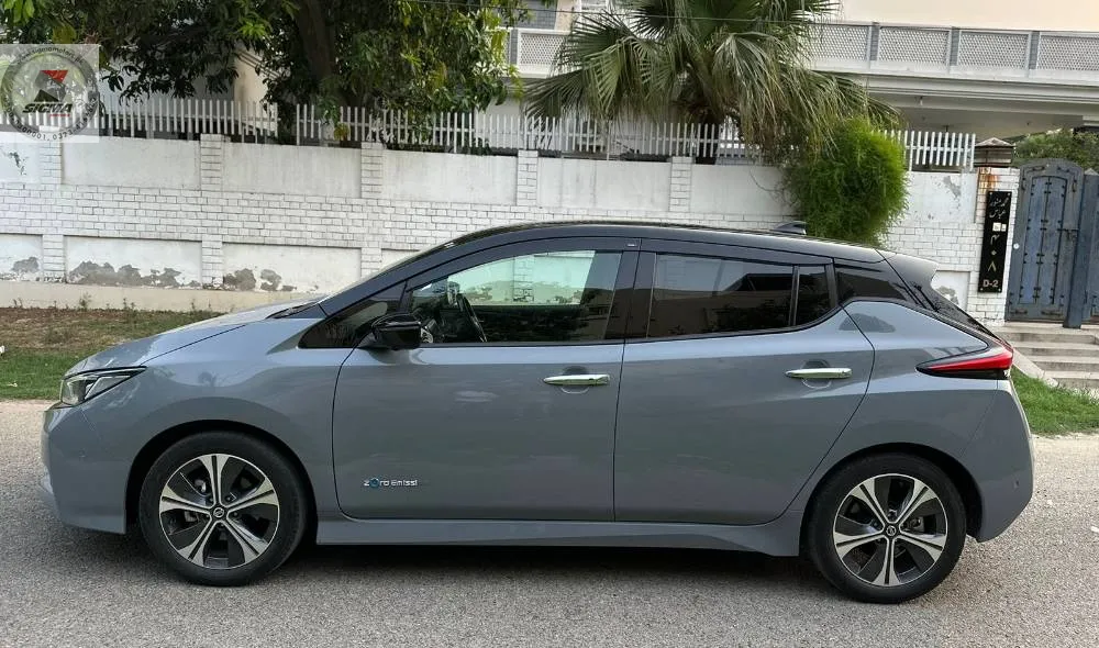 نسان لیف 2020 for Sale in لاہور نسان لیف 2020 for Sale in لاہور Image-8