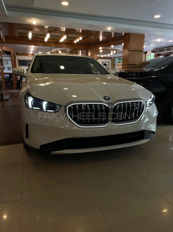 BMW i5 2024 for Sale in Islamabad BMW i5 2024 for Sale in Islamabad Image-2