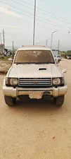 Mitsubishi Pajero Exceed Automatic 2.8D 1993 for Sale