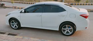 Toyota Corolla GLi 1.3 VVTi 2015 for Sale