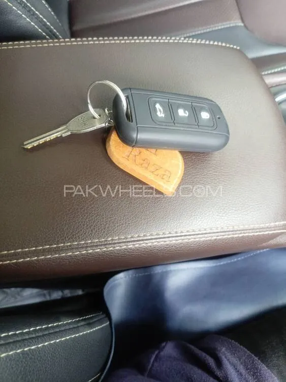 DFSK Glory 580 2021 for Sale in Lahore DFSK Glory 580 2021 for Sale in Lahore Image-12