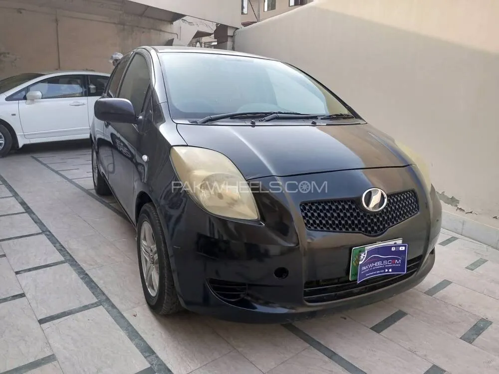 Toyota Vitz 2005 for Sale in Lahore Toyota Vitz 2005 for Sale in Lahore Image-3