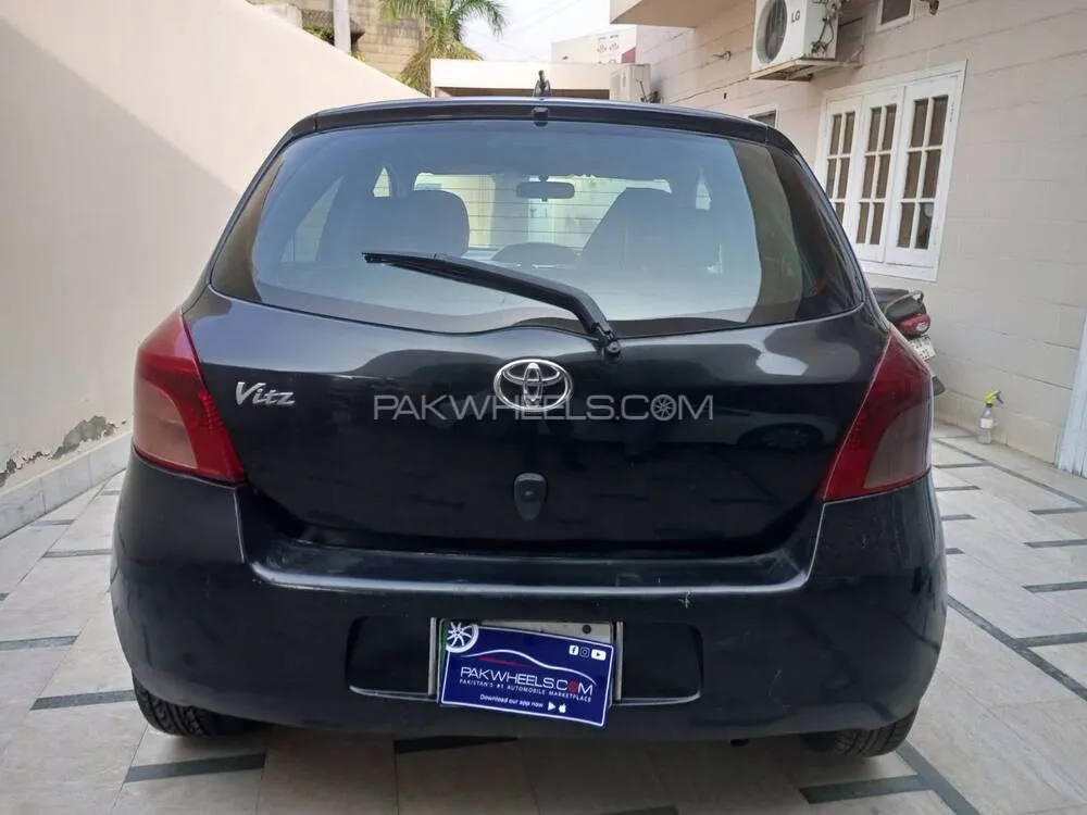Toyota Vitz 2005 for Sale in Lahore Toyota Vitz 2005 for Sale in Lahore Image-6