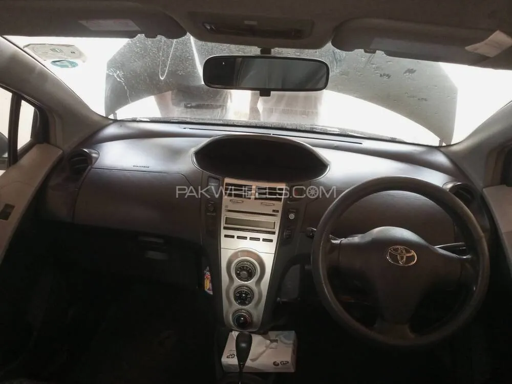 Toyota Vitz 2005 for Sale in Lahore Toyota Vitz 2005 for Sale in Lahore Image-8