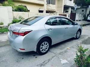 Toyota Corolla GLi Automatic 1.3 VVTi 2017 for Sale