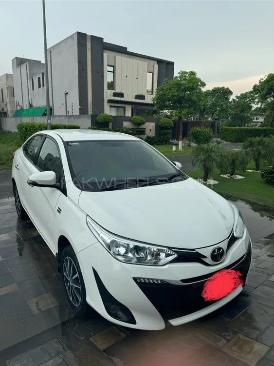 Toyota Yaris Sedan 2022 for Sale in Lahore Image-1