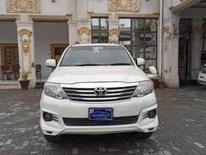 Toyota Fortuner 2.7 VVTi 2013 for Sale