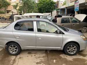 Toyota Platz F 1.0 2004 for Sale