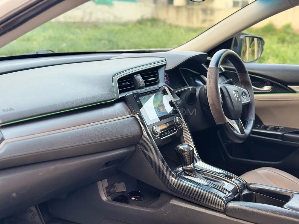 Honda Civic 2016 for Sale in Lahore Honda Civic 2016 for Sale in Lahore Image-9