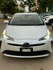 Toyota Prius S 2021 for Sale