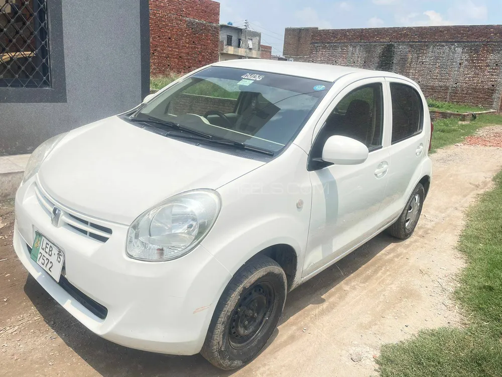 Toyota Passo 2015 for sale in Lahore