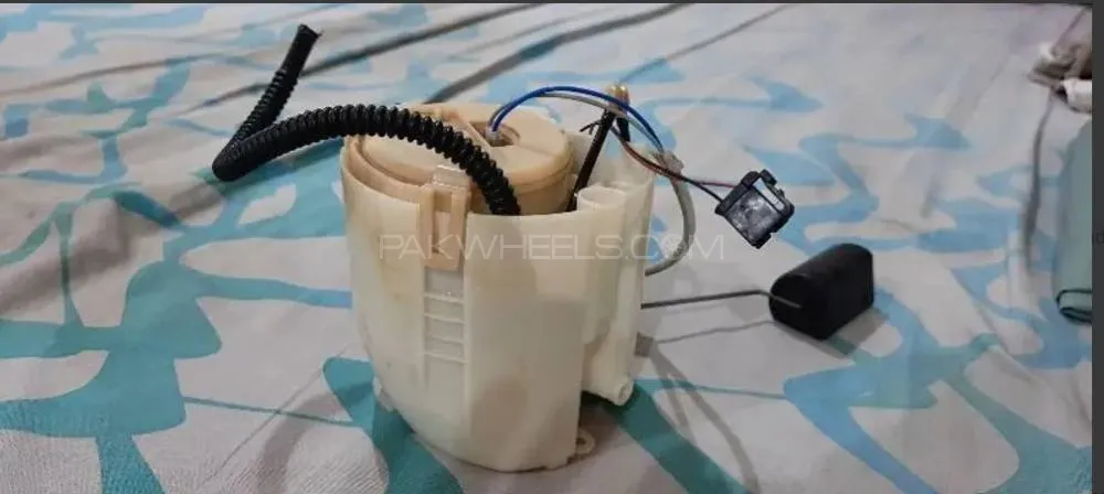 Genuine Toyota Corolla Complete Fuel System Image-1