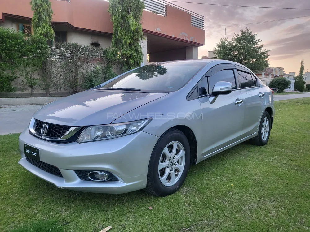 Honda Civic 2013 for Sale in Dera ismail khan Image-1