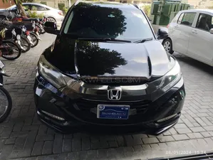 Honda Vezel Hybrid Z 2016 for Sale