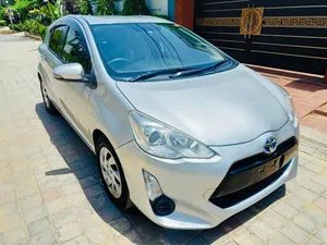 Toyota Aqua S 2015 for Sale