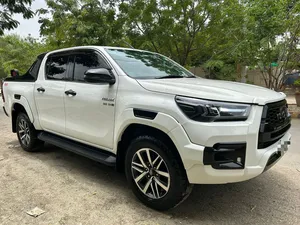 Toyota Hilux Revo V Automatic 2.8 2018 for Sale