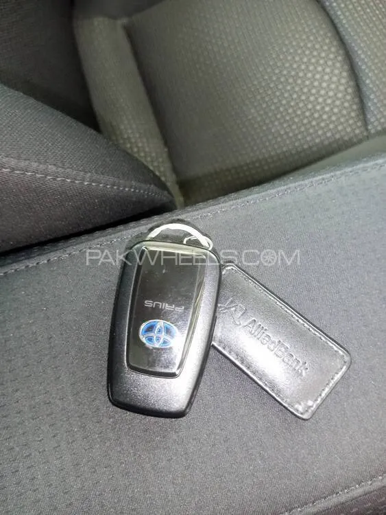 Toyota Prius 2020 for Sale in Lahore Toyota Prius 2020 for Sale in Lahore Image-13