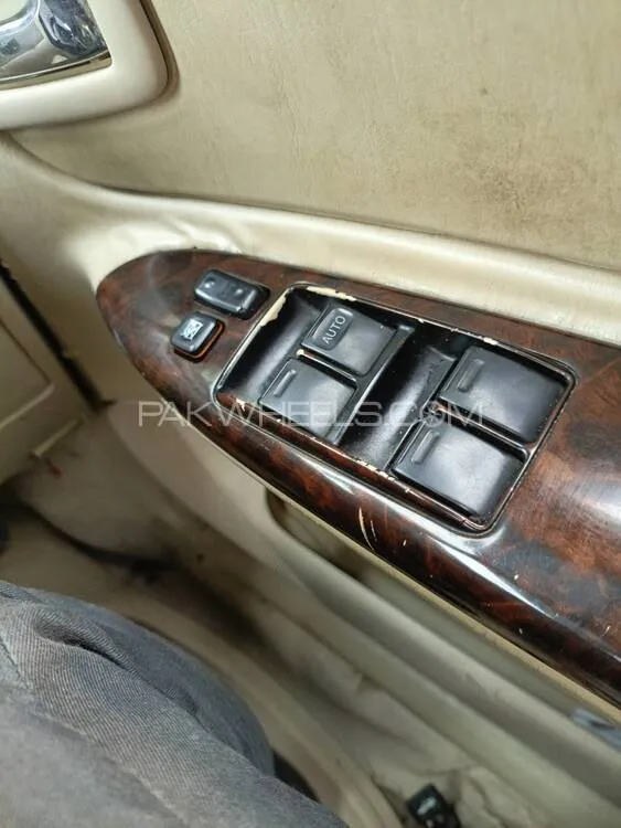 Toyota Corolla 2006 for Sale in Lahore Toyota Corolla 2006 for Sale in Lahore Image-12