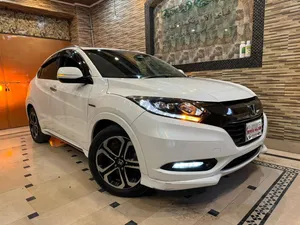 Honda Vezel Hybrid Z 2016 for Sale