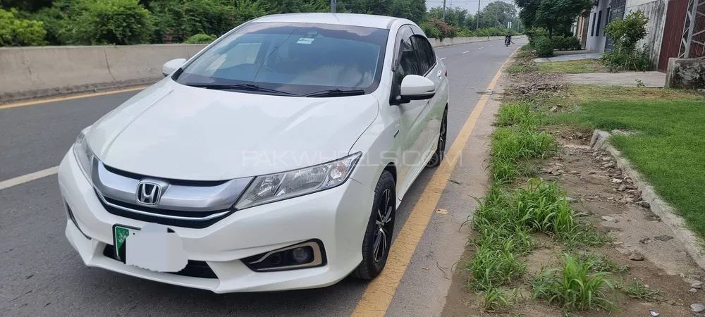 Honda Grace Hybrid 2015 for sale in Lahore