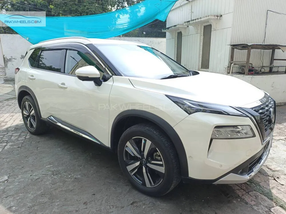 نسان ایکس ٹریل 2022 for Sale in لاہور نسان ایکس ٹریل 2022 for Sale in لاہور Image-2