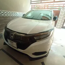 Honda Vezel Hybrid RS Honda Sensing  2019 for Sale