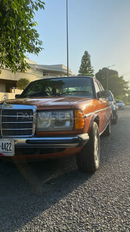 مرسڈیز بینز ای کلاس 1984 for Sale in اسلام آباد Image-1