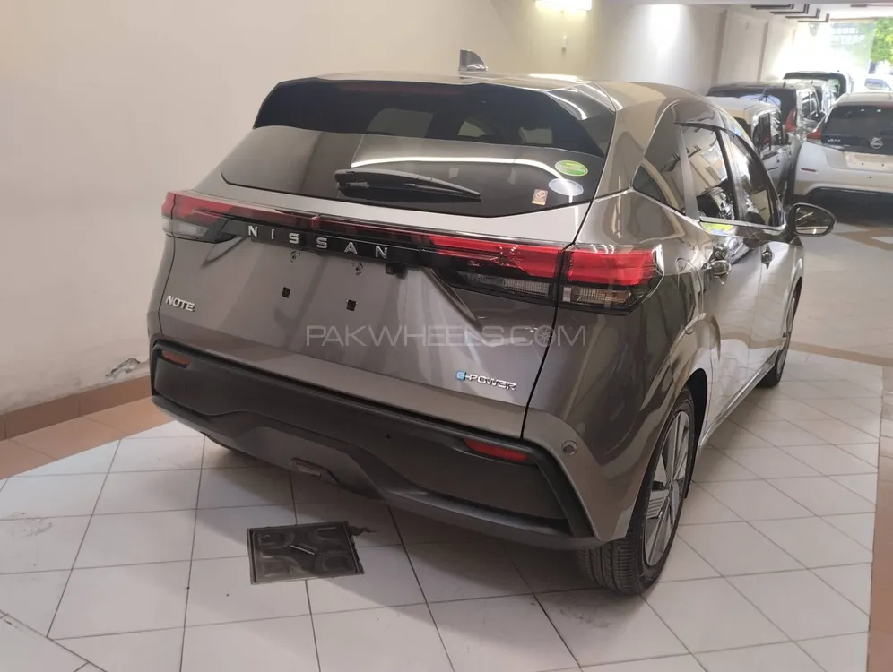 Nissan Note 2021 for Sale in Lahore Nissan Note 2021 for Sale in Lahore Image-10