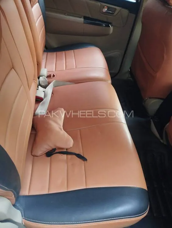 Toyota Fortuner 2015 for Sale in Lahore Toyota Fortuner 2015 for Sale in Lahore Image-11
