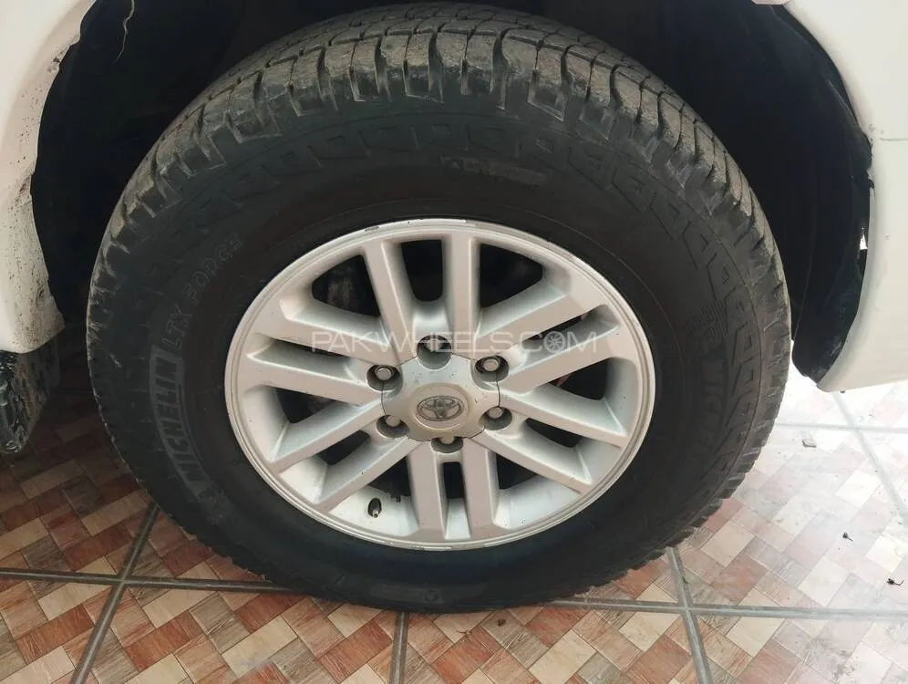 Toyota Fortuner 2015 for Sale in Lahore Toyota Fortuner 2015 for Sale in Lahore Image-14