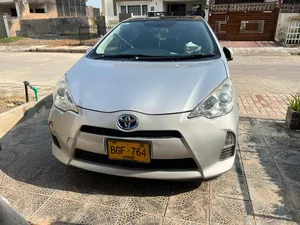 Toyota Aqua L 2013 for Sale