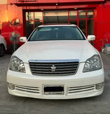 Toyota Crown Royal Saloon G 2005 for Sale