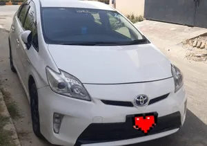 Toyota Prius S 1.8 2012 for Sale