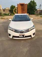 Toyota Corolla Altis Grande CVT-i 1.8 2016 for Sale