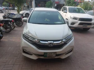 Honda Fit Shuttle Hybrid 2017 for Sale