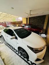 Toyota Corolla Altis Grande CVT-i 1.8 2019 for Sale