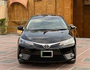 Toyota Corolla Altis Grande CVT-i 1.8 2019 for Sale